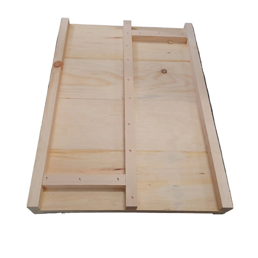 Double Bottom Board for 4 Frame Nuc Boxes