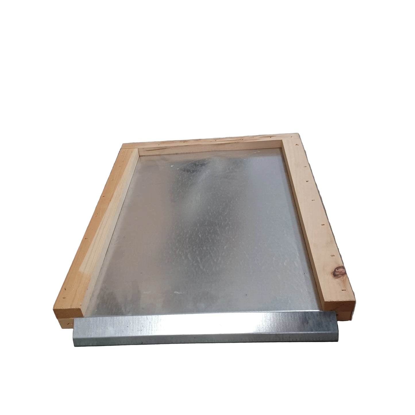 Cloake Board for Raising Queen Bees